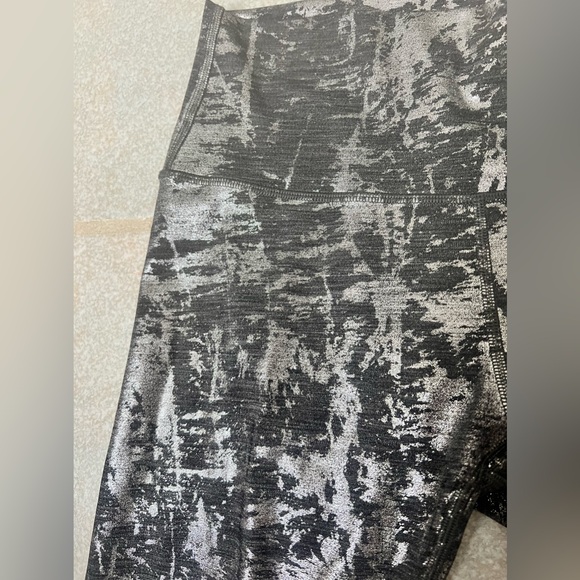 Lululemon Wunder Under HR Tight - Picture 7 of 7